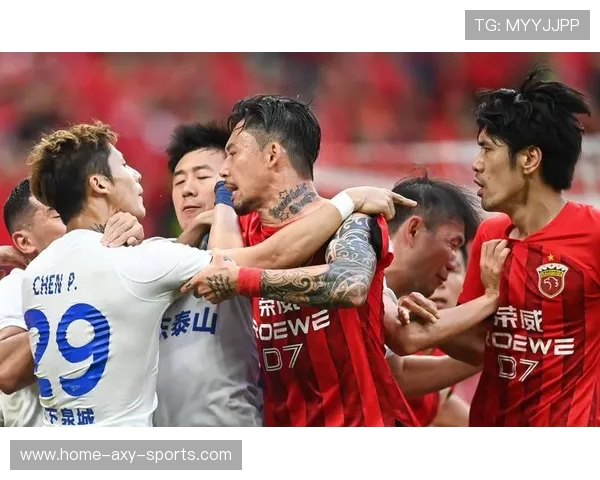 山东泰山主场鏖战上海海港巅峰对决再掀中超冠军悬念