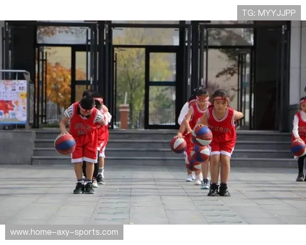 篮球点燃青春激情凝聚团队力量共谱运动精彩华章