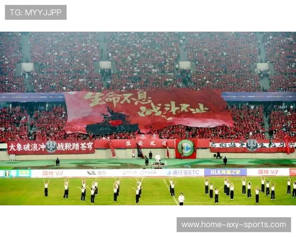 激情燃动绿茵赛场青春挥洒汗水拼搏书写体育竞技新篇章