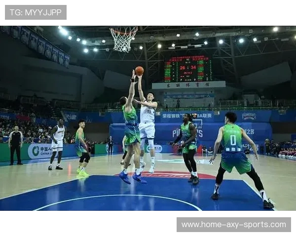 广东与浙江激战正酣2月12日篮球赛精彩回顾与分析